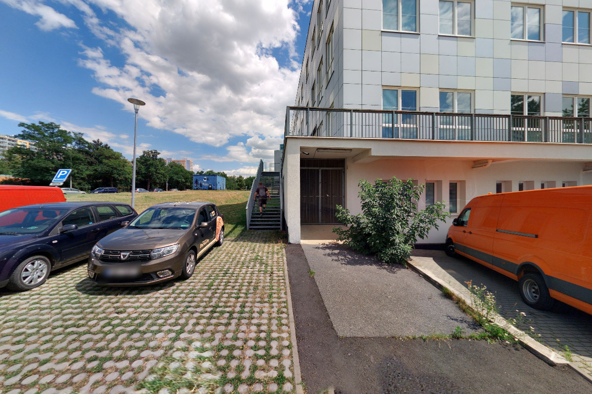 ÚMČ Praha 8 - Odbor školství