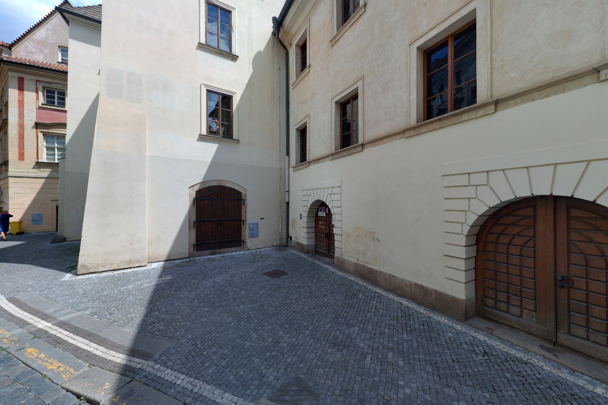 Týnská literární kavárna