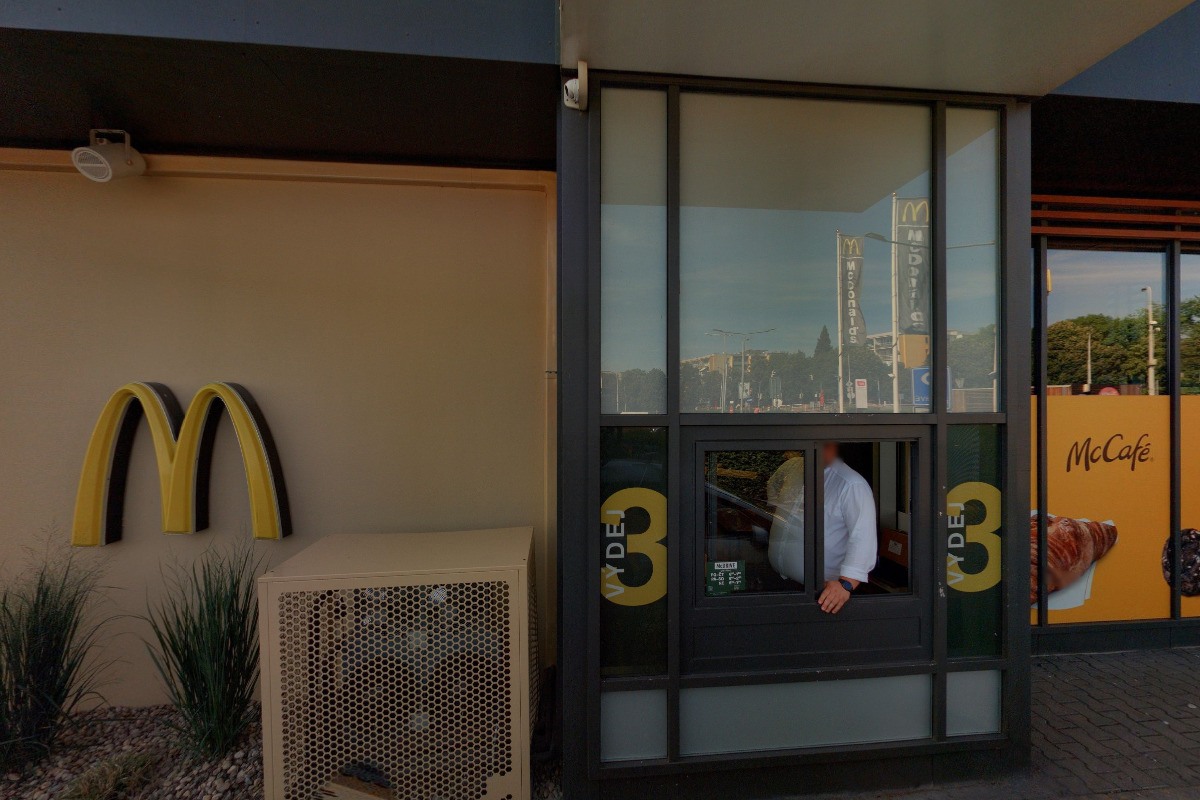 Raiffeisenbank - bankomat foto 2