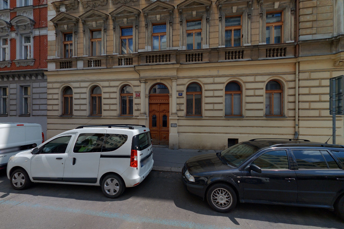 Rovensklípek Praha foto 4