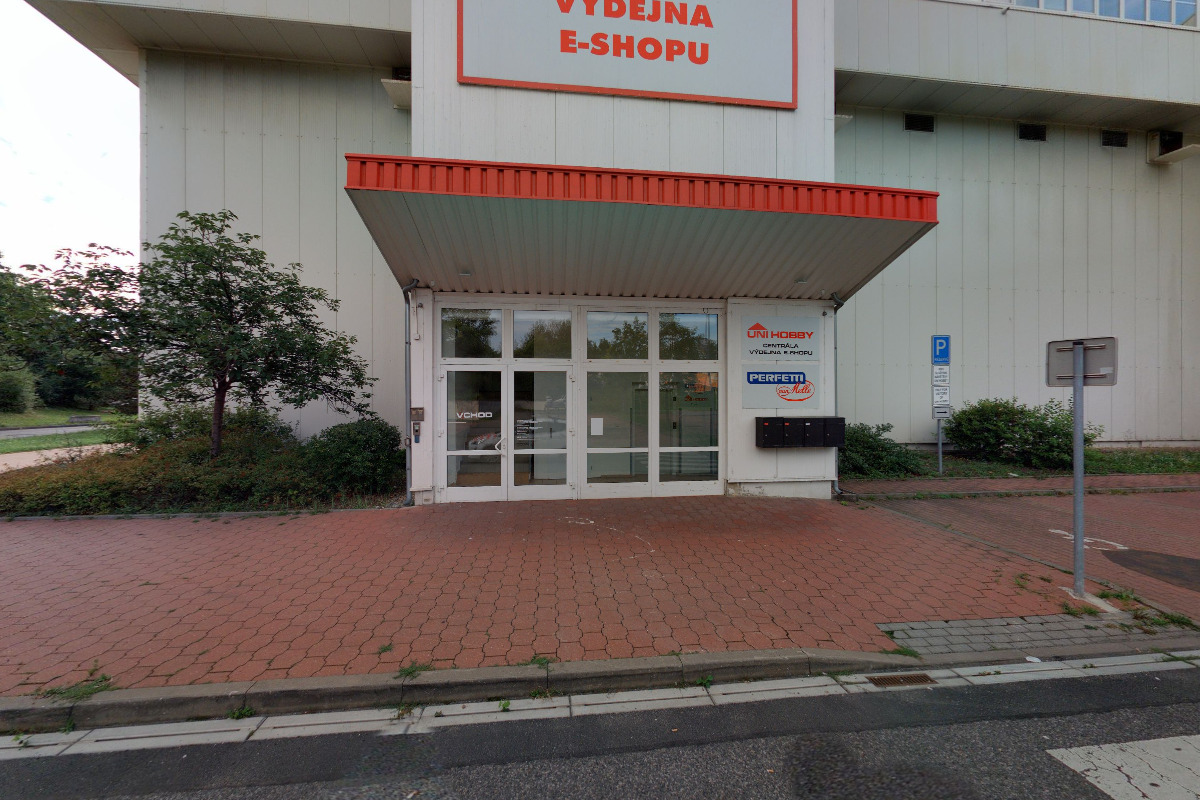 UNI HOBBY foto 2