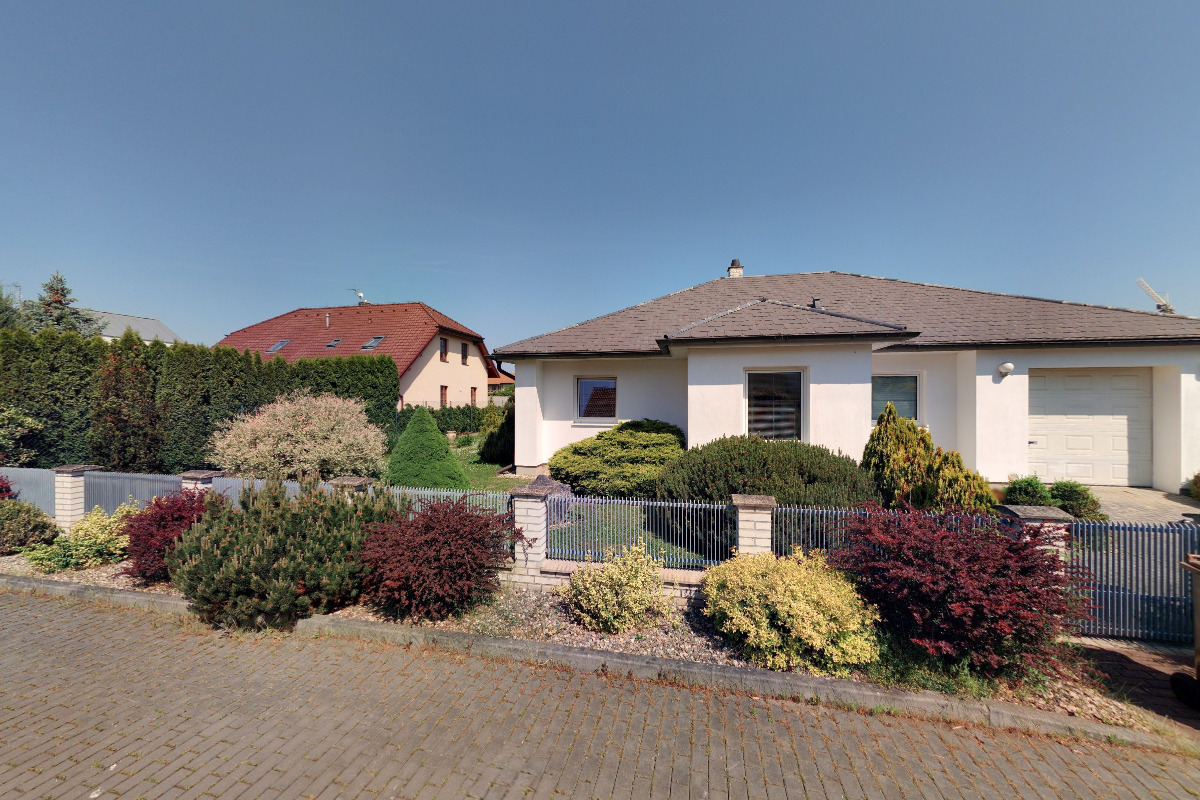 JUDr. Miroslava Předotová