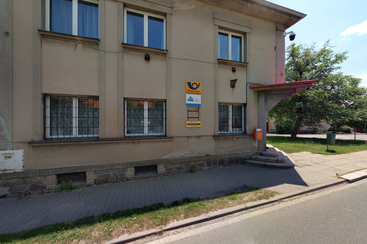 Pošta Škvorec foto 1