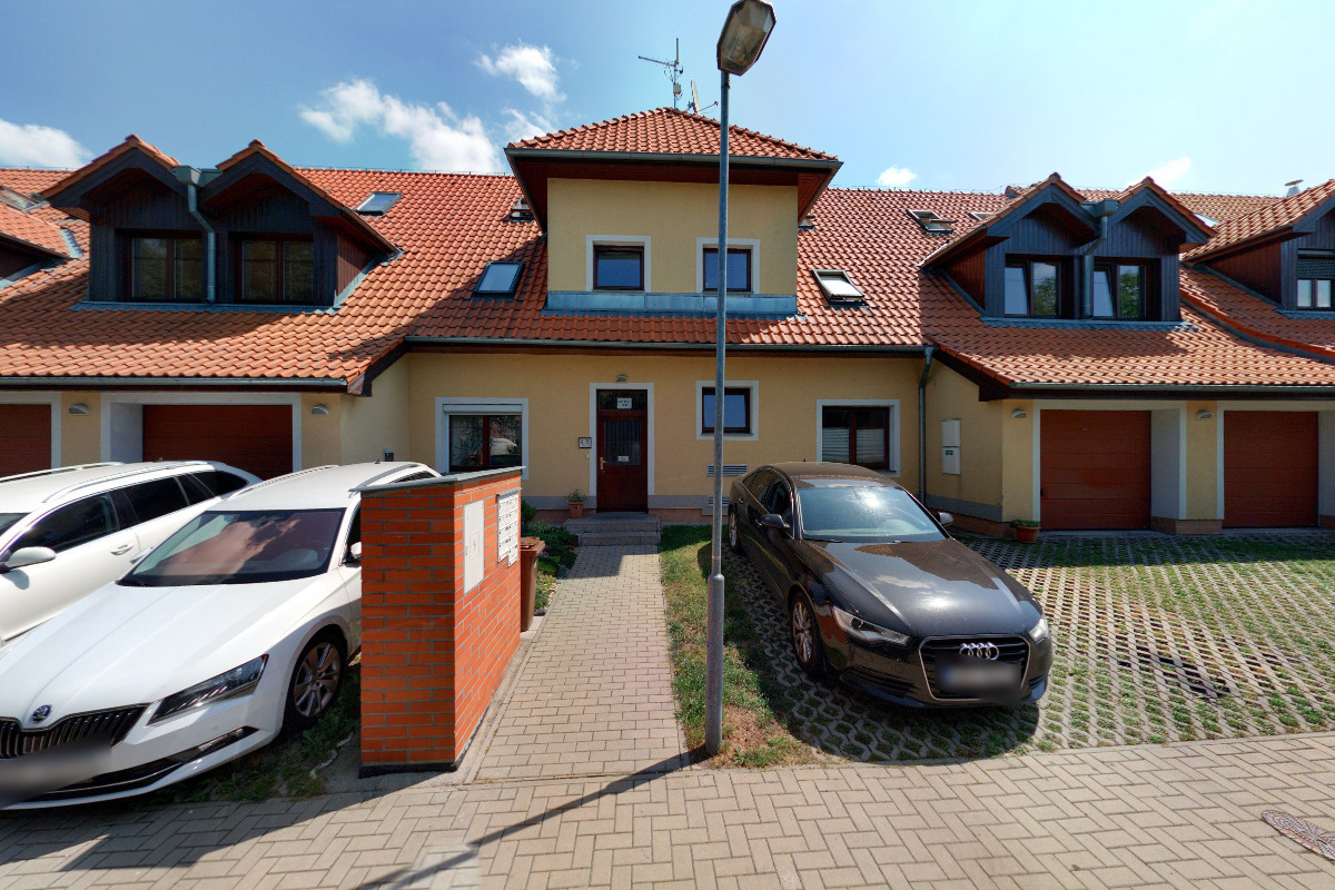 Voháňka & Holeček