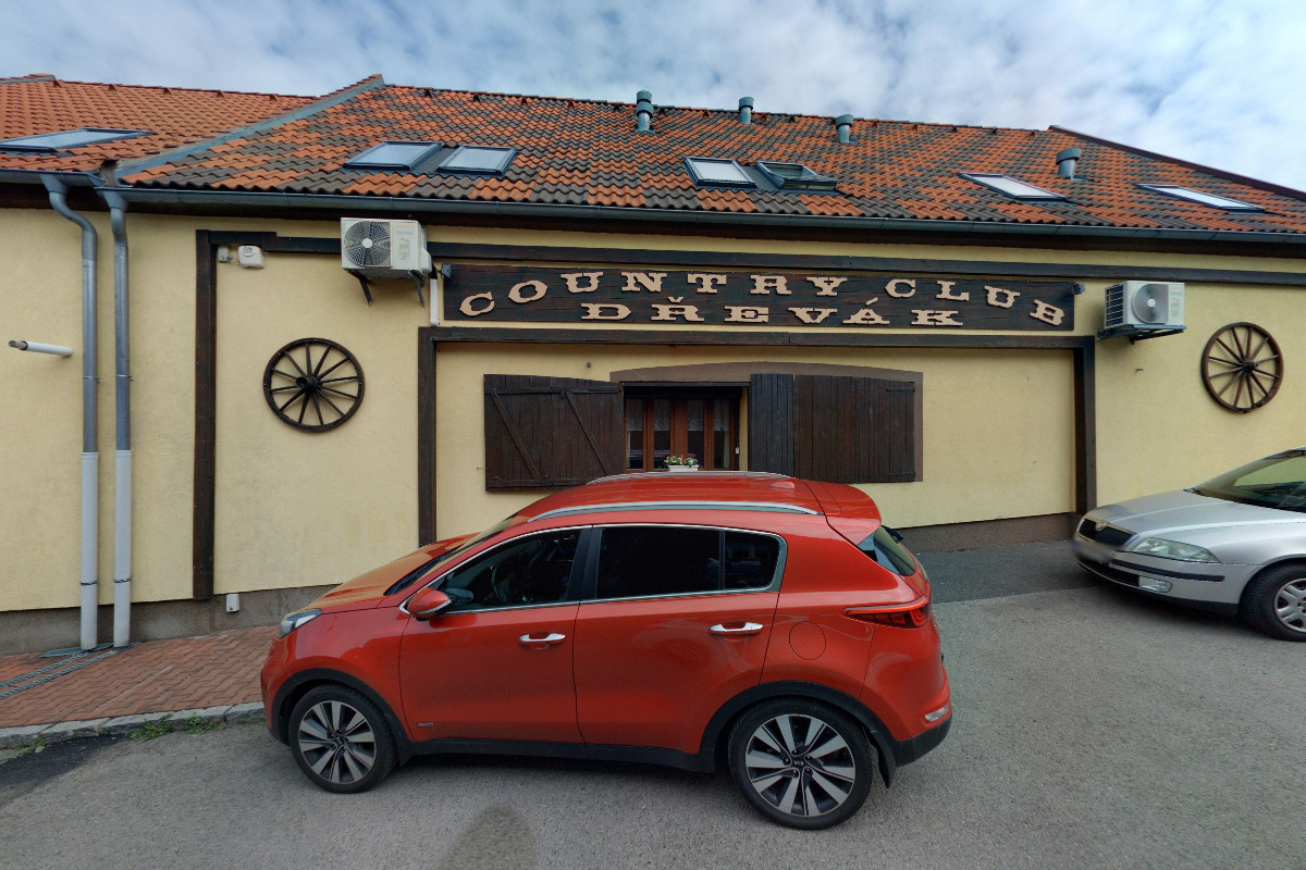 Country club Dřevák foto 2