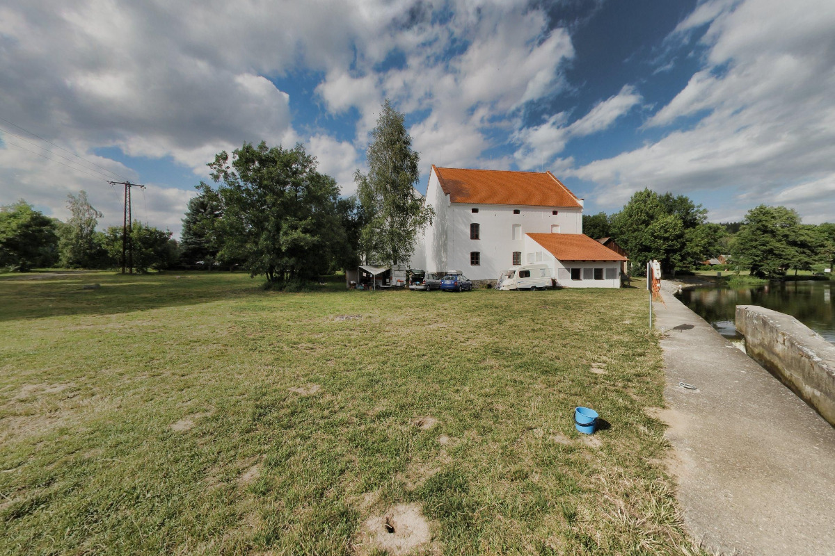 Půjčovna lodí - Dušan Jakubec