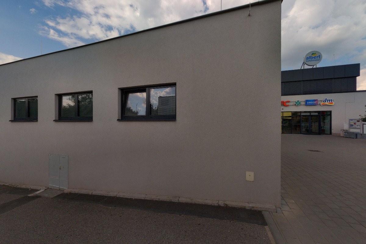 STOKLASA galanterie a látky foto 3