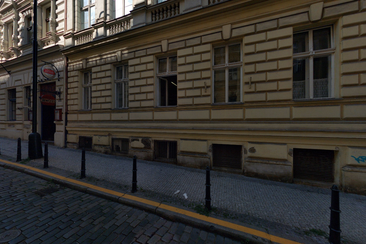 Školní jídelna Zlatnická