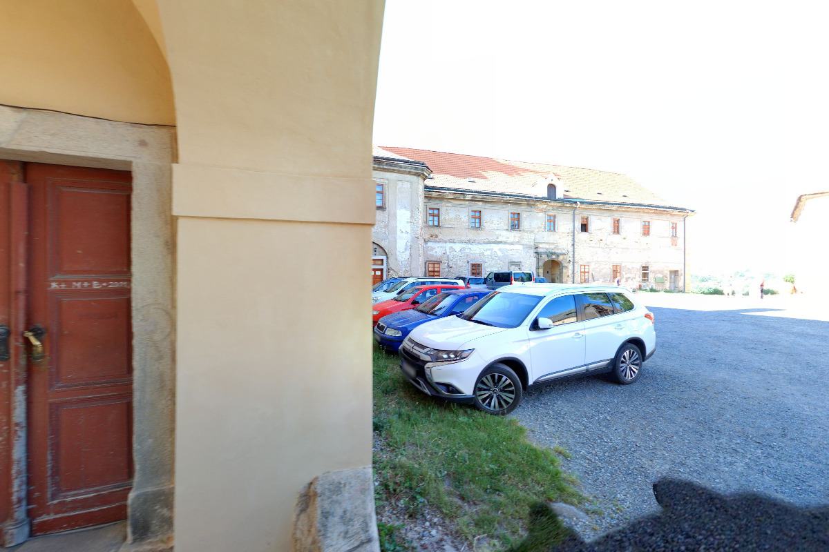 Římskokatolická farnost Tuchoměřice