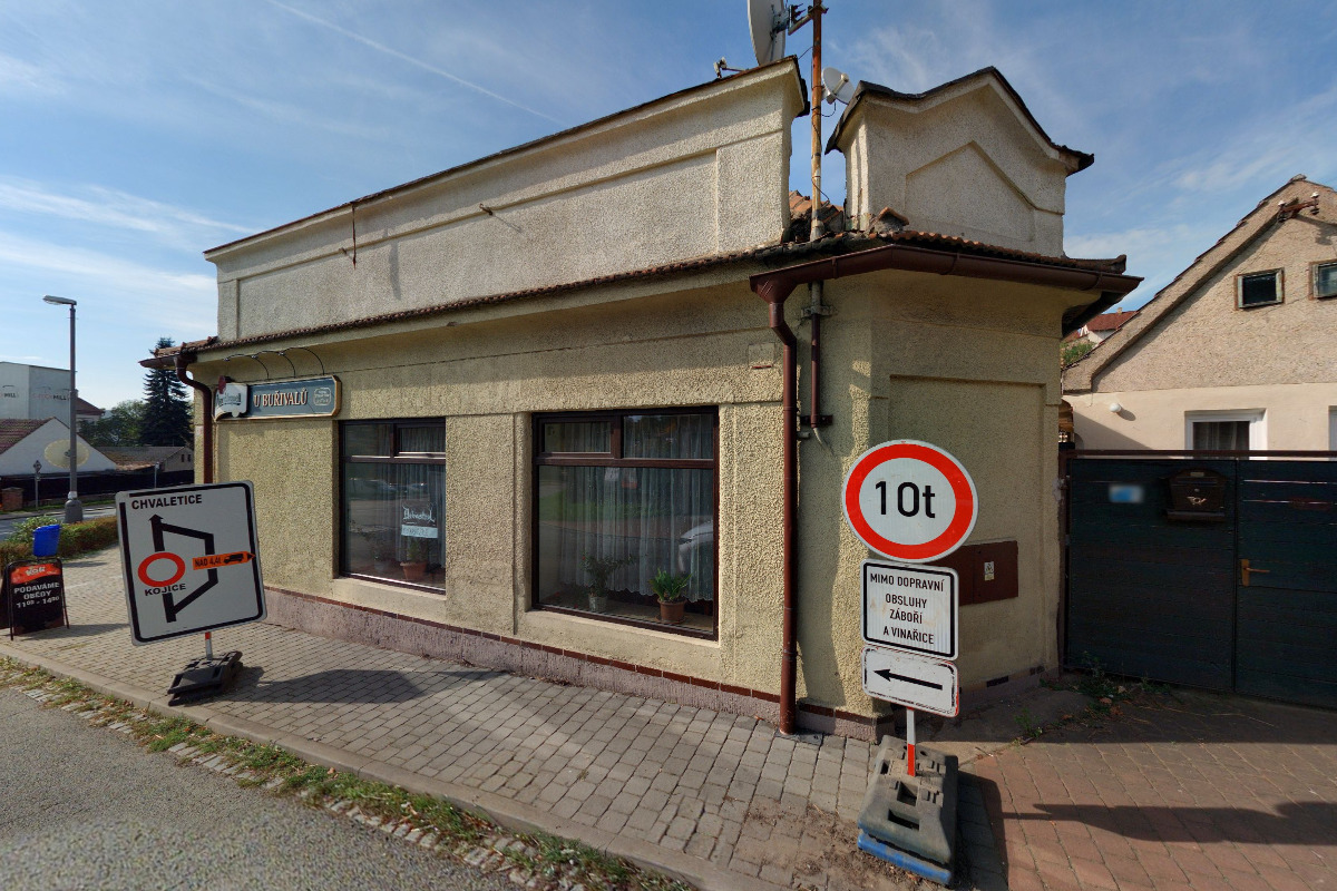 Hostinec U Buřivalů