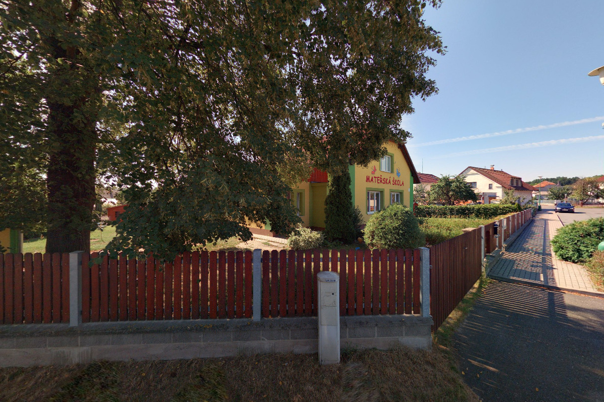 Mateřská škola Valy, okres Pardubice foto 1