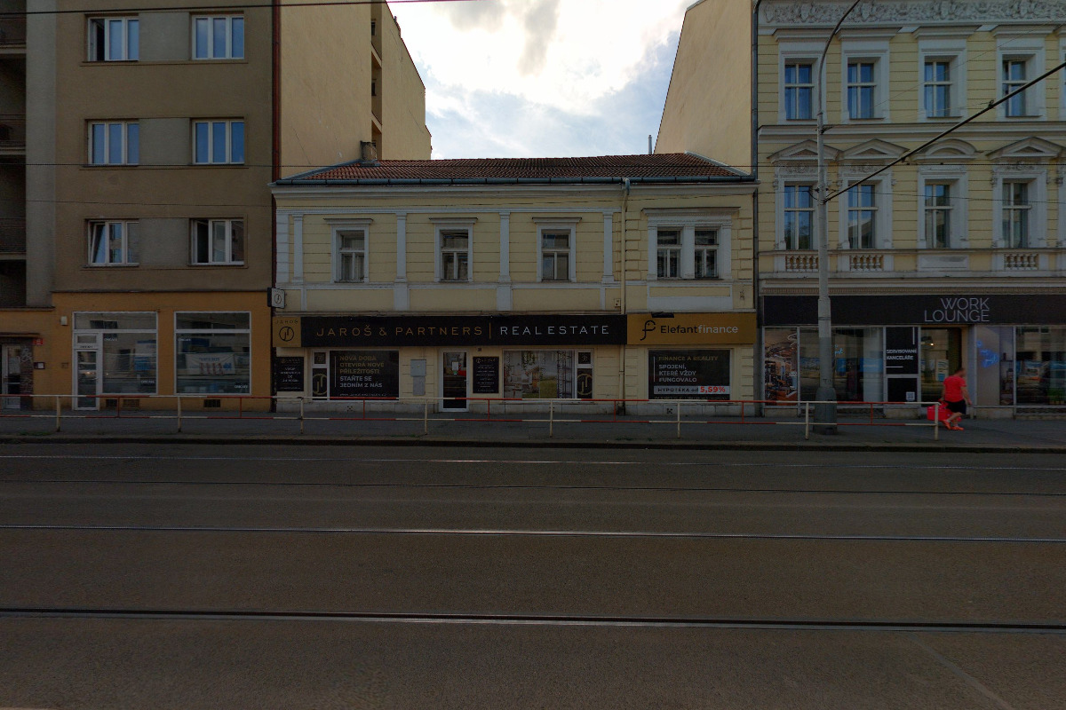 Filip Hadamczik - realitní makléř Jaroš & Partners foto 5