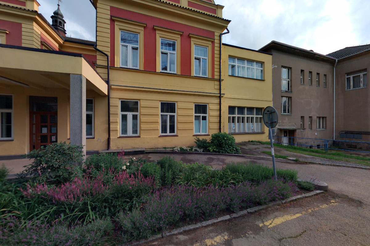 Lékařská knihovna - Nemocnice Rudolfa a Stefanie Benešov