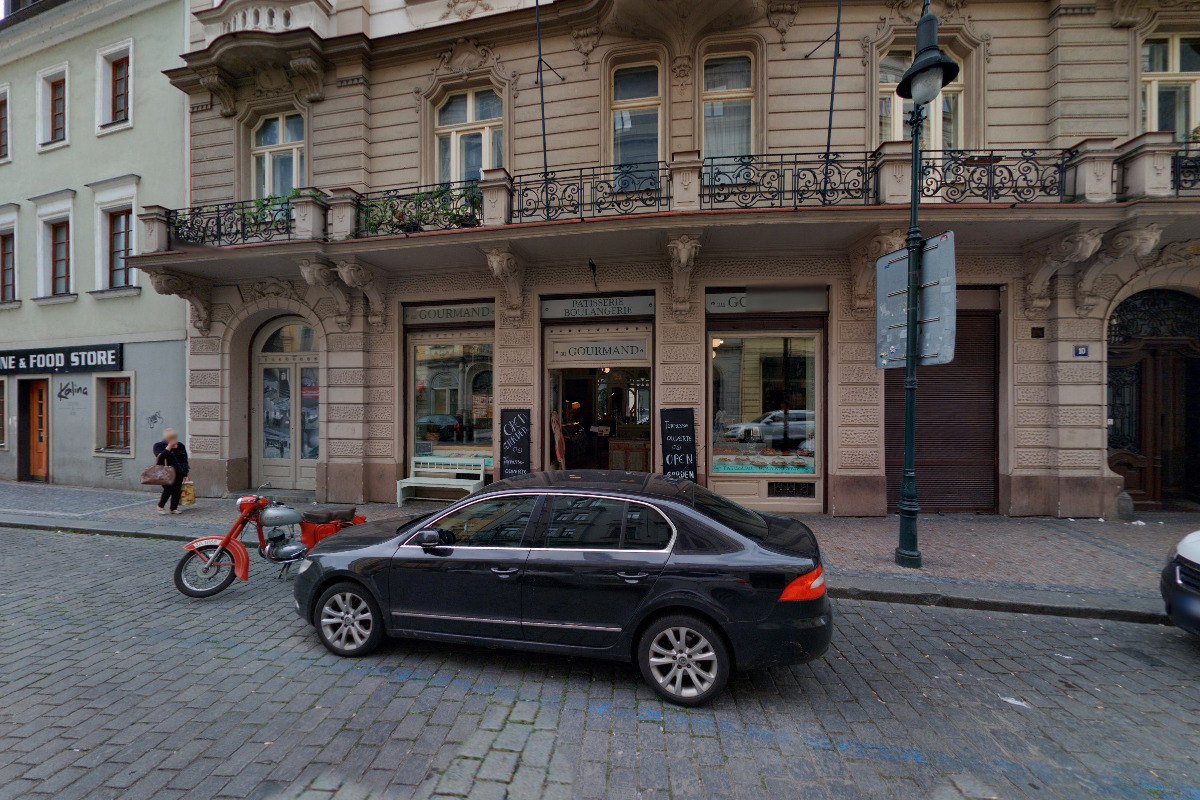 Au Gourmand Bistro foto 1