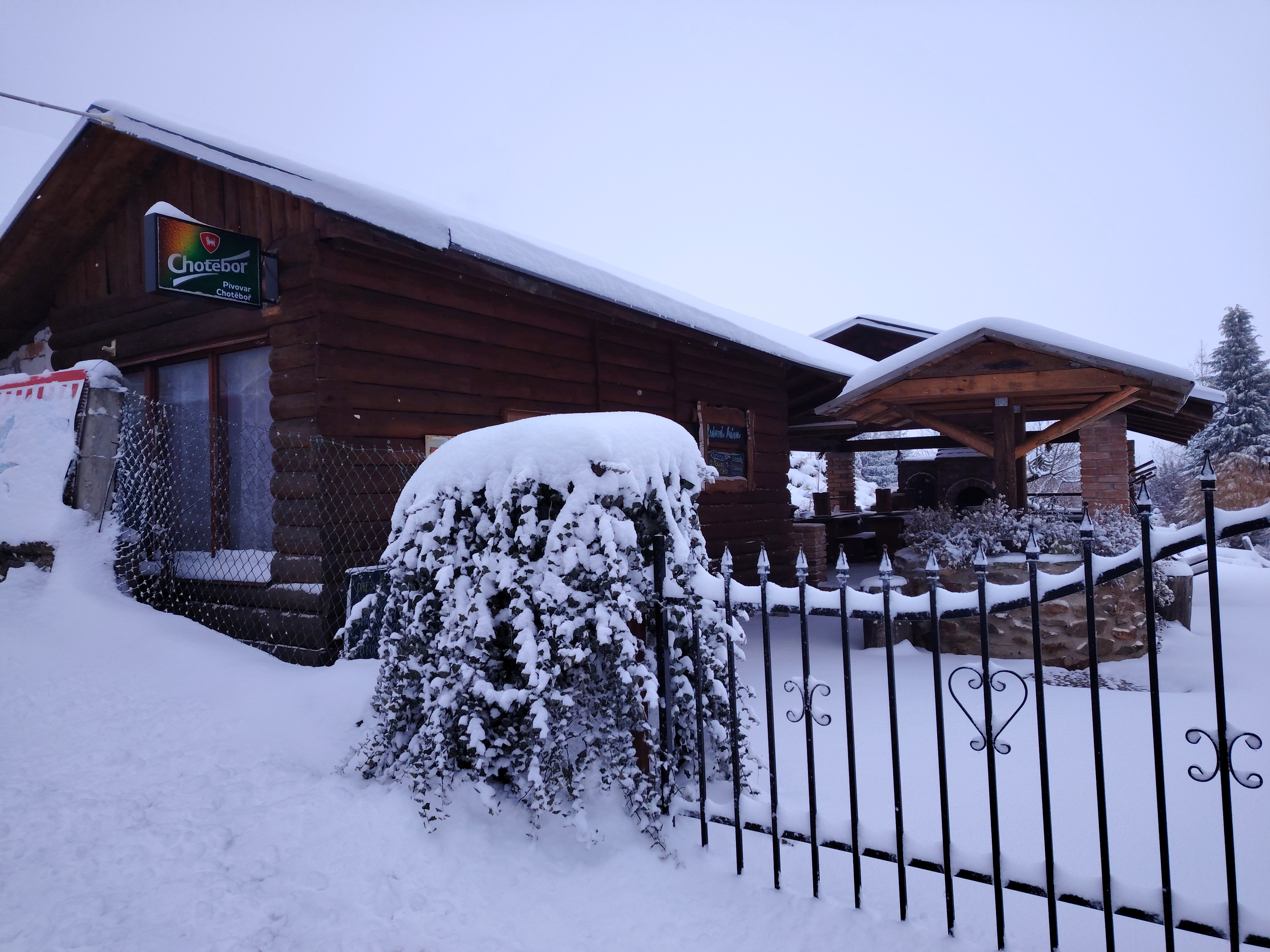 Občerstvení Podhradí foto 2