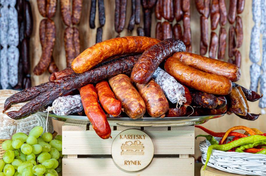 Ochutnávka klobás a uzenin – zastavte se na chvíli