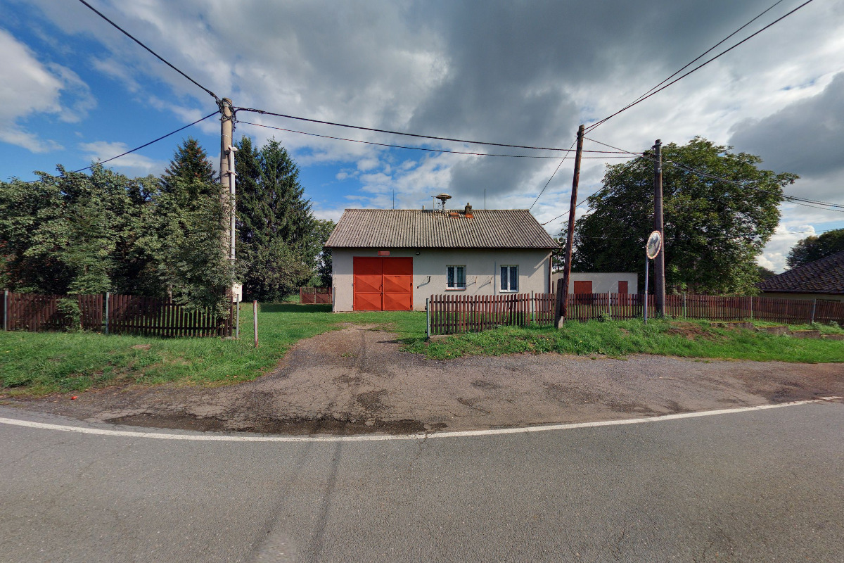 Třebětín - obecní úřad foto 2