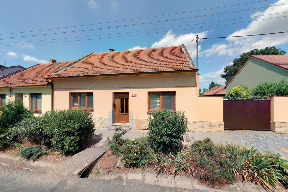 Lucie Jamborová - stavební spoření