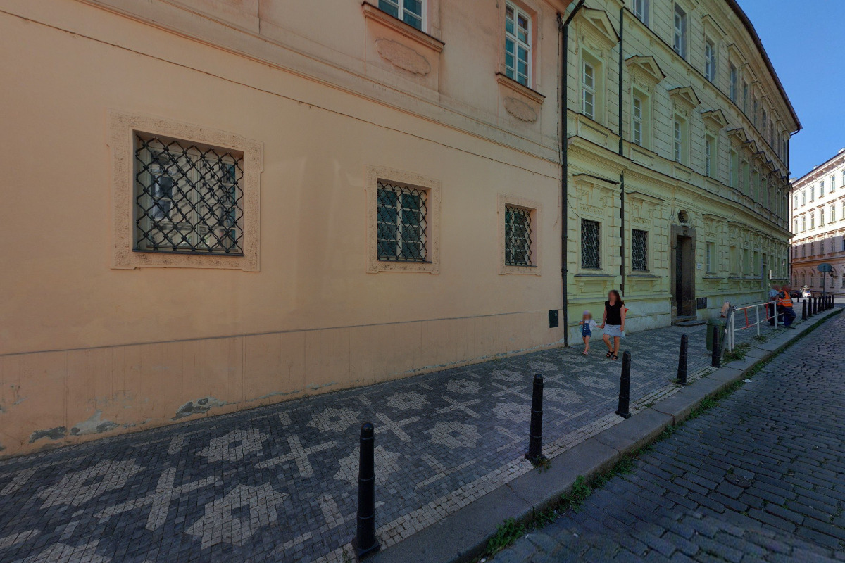 ONŽ - pomoc a poradenství pro ženy a dívky, z.s.