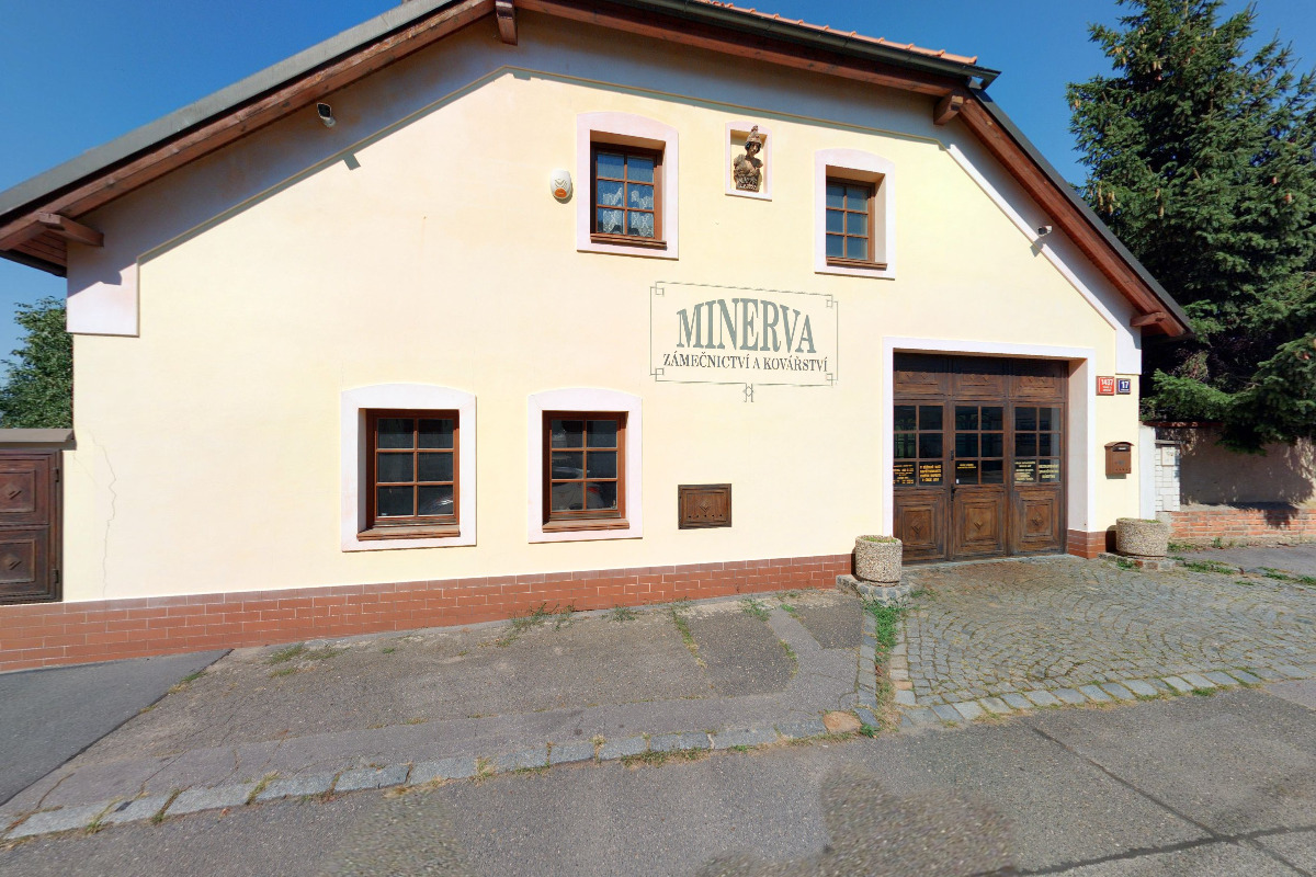 Minerva - Miloš Smolík