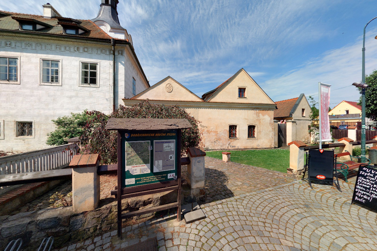 Dobřichovická divadelní společnost