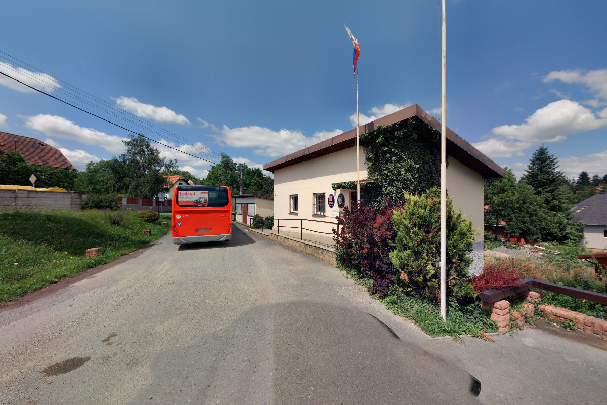Březová - Oleško - obecní úřad foto 2
