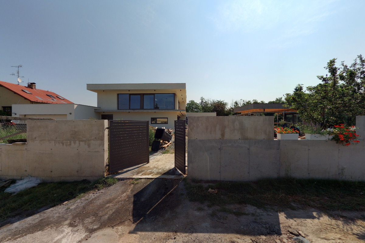 HSE Solutions s.r.o.