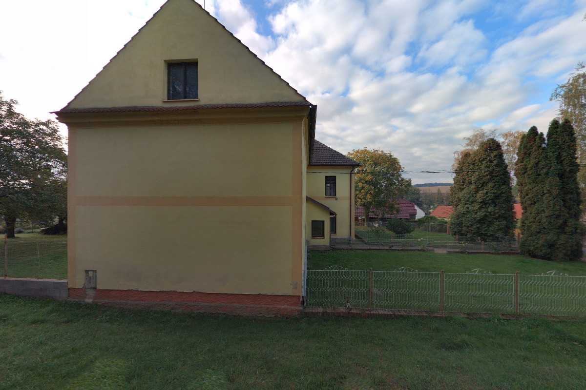 Lošany - obecní úřad foto 5