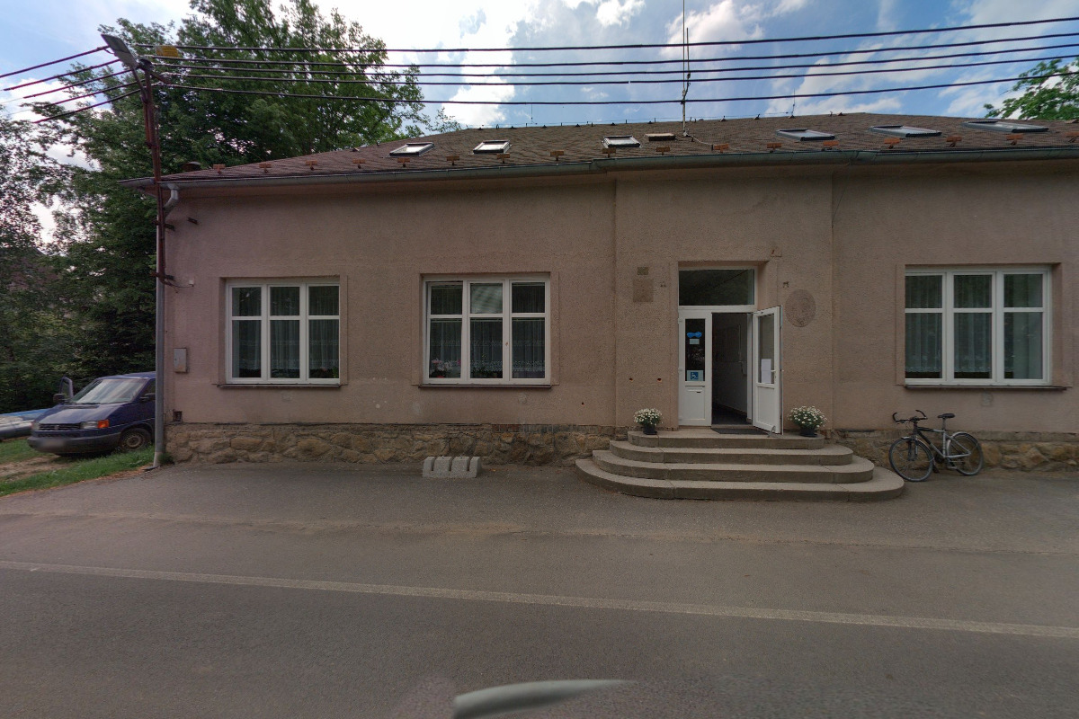Horní Třešňovec - obecní úřad foto 1