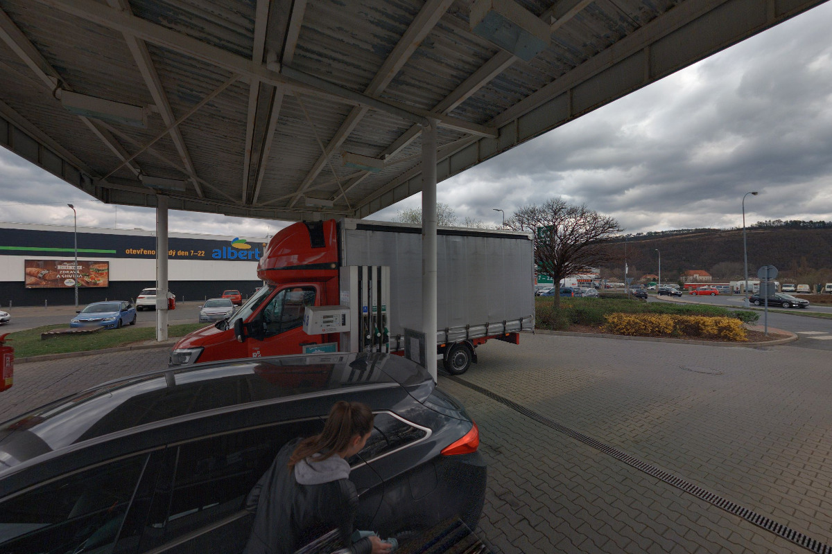 Dr. Max - výdejní box