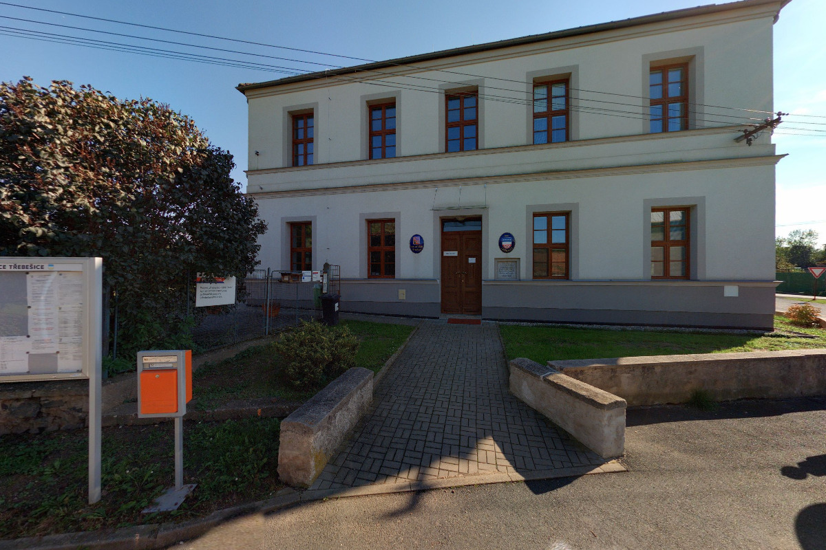 Obecní knihovna Třebešice foto 2