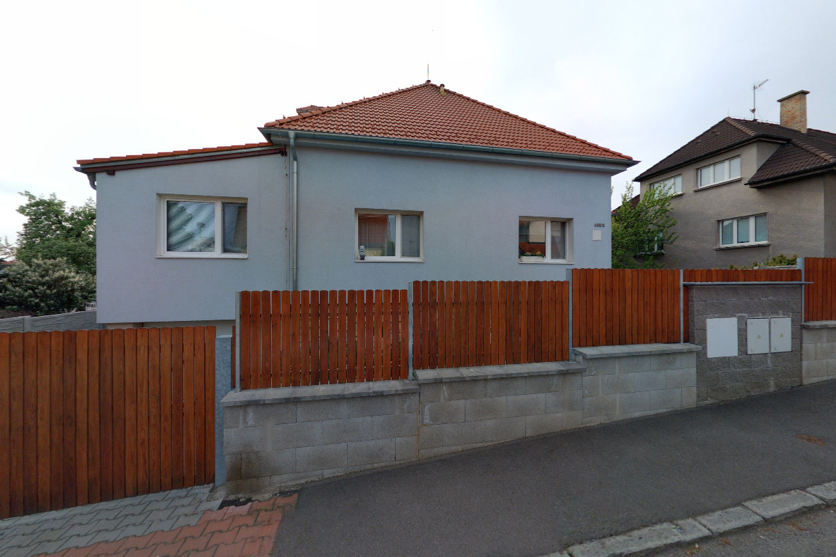 Vestavenky.cz - Vestavěné skříně na míru