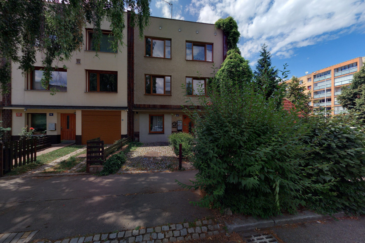 Potraviny Večerka Rousovická