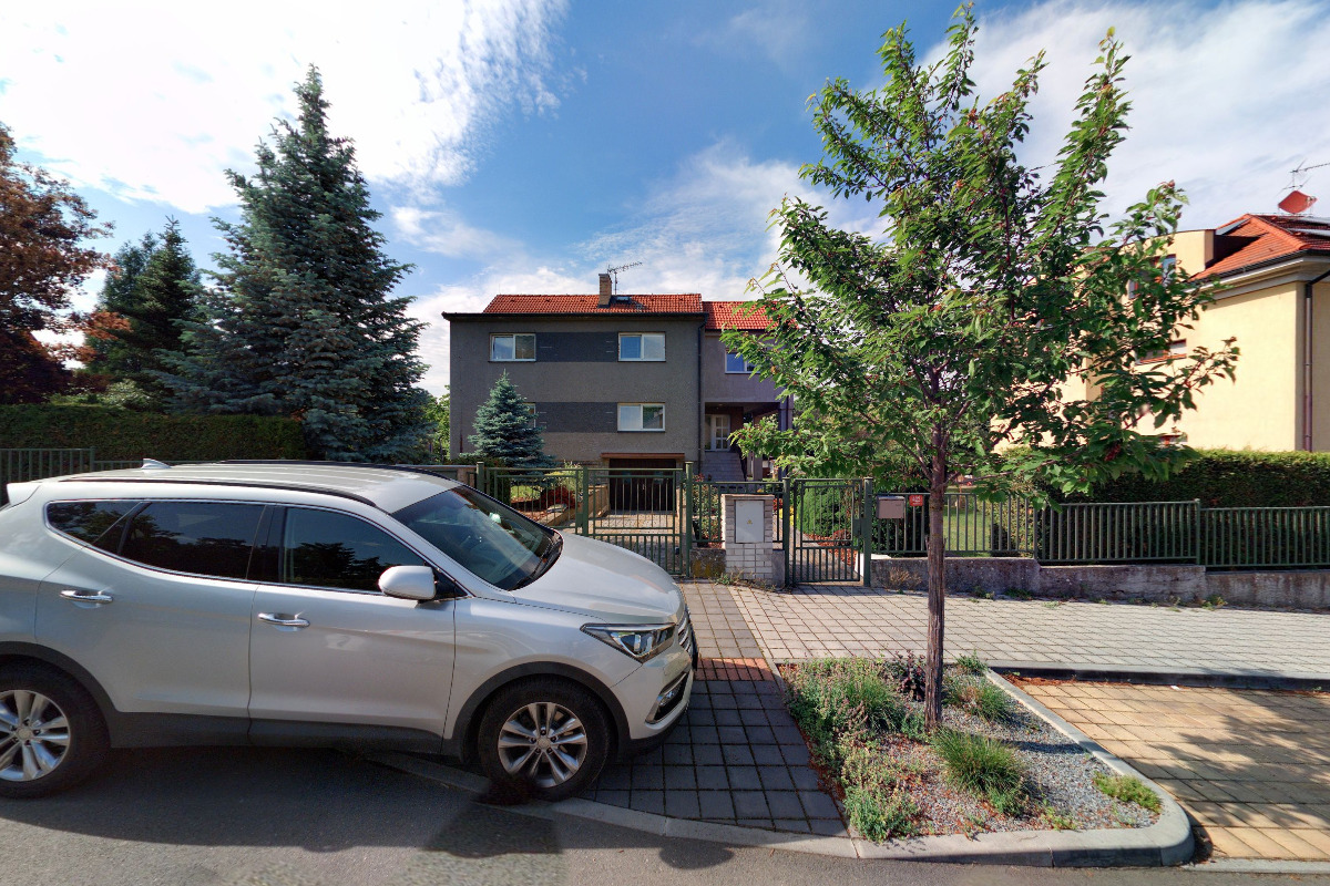 MAVO - Invest, s.r.o.