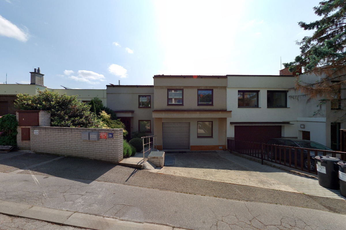 AOP Orphan Pharmaceuticals AG - organizační složka foto 2