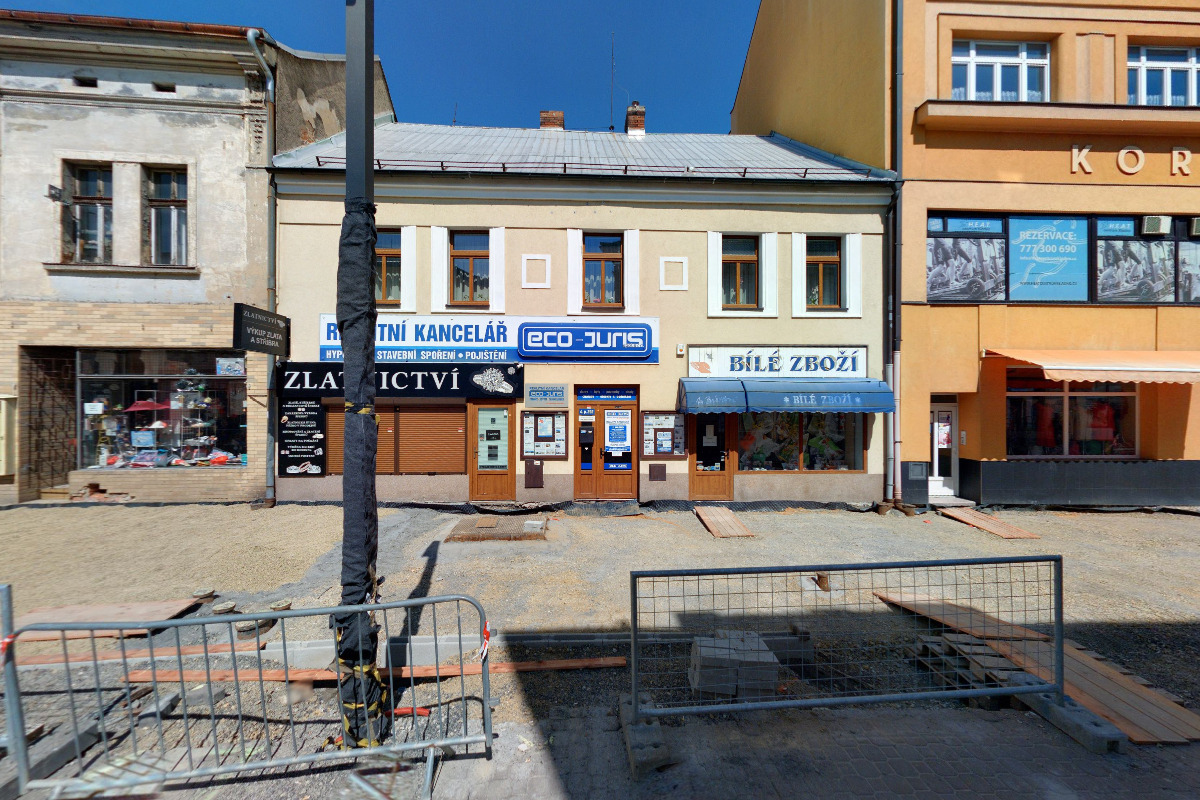 JUDr. Lada Kosárová foto 2