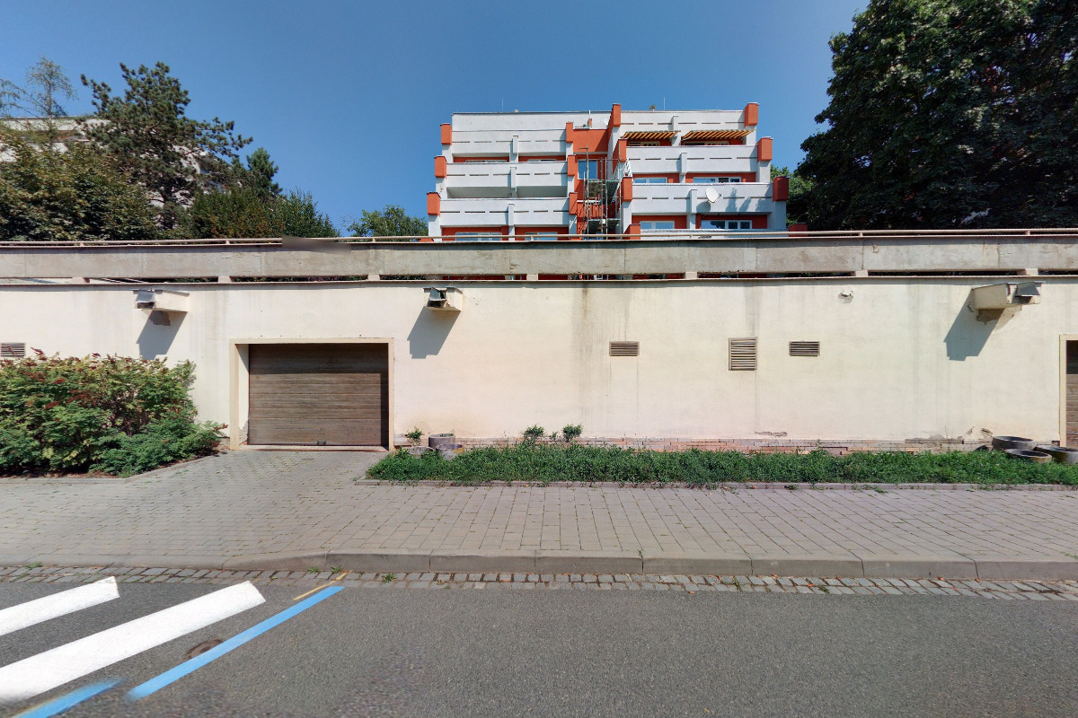 Mgr. Petr Božek, advokát