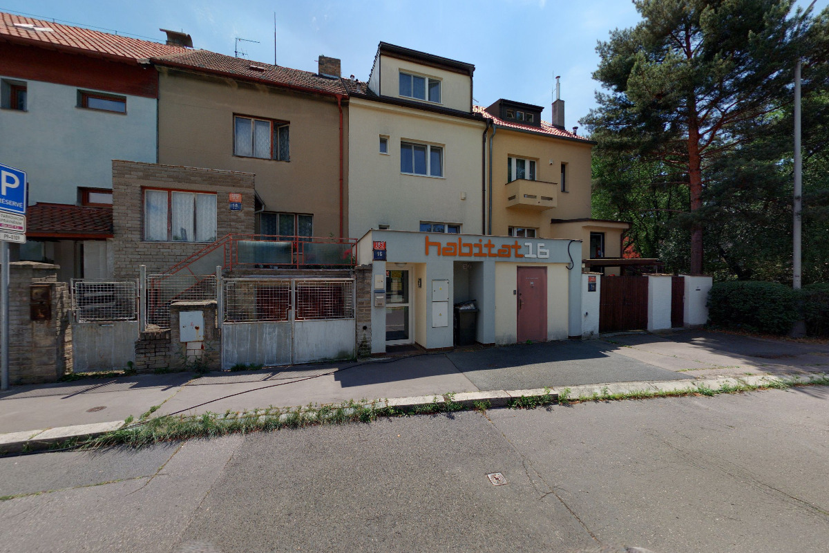 Montáže a opravy satelitů - Anton Pjatelin foto 3