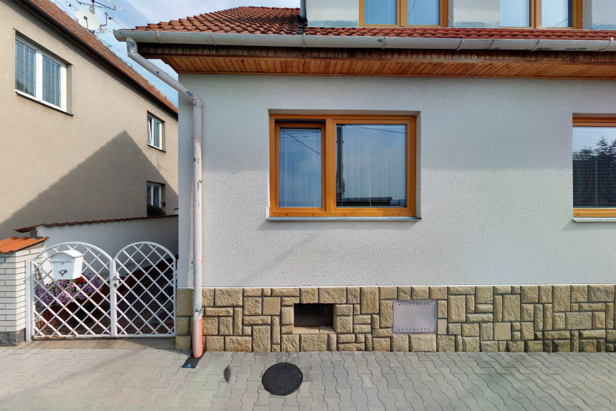 Dveře a zárubně Ivan Dlugoš