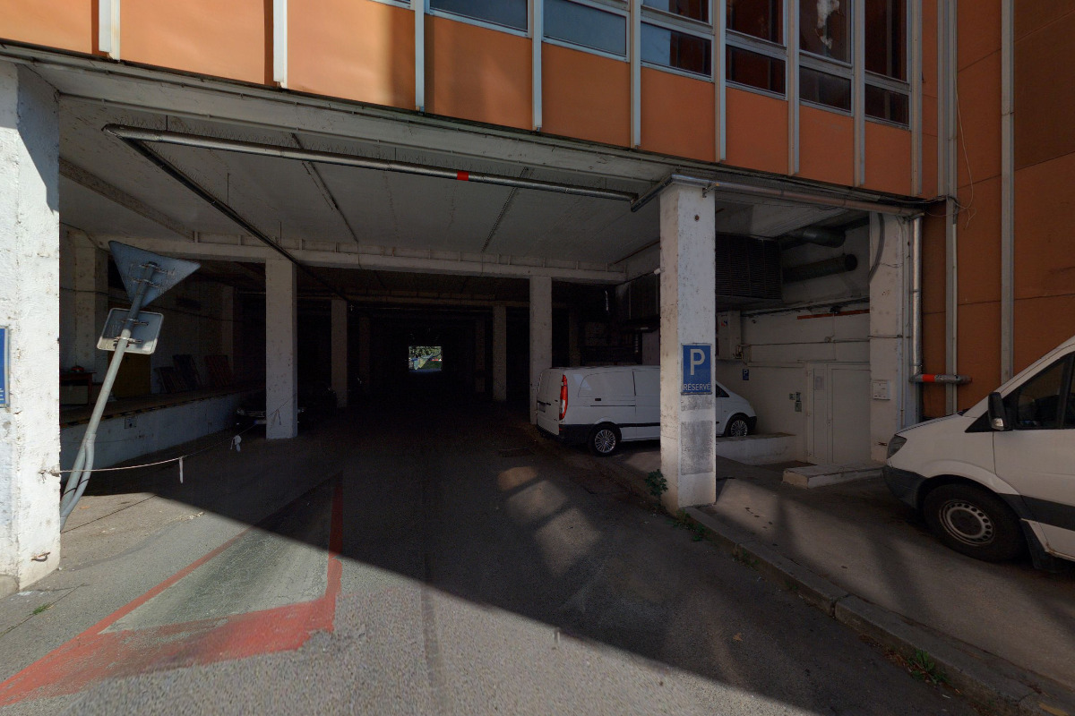 MR.PARKIT - Parking OC Háje foto 4