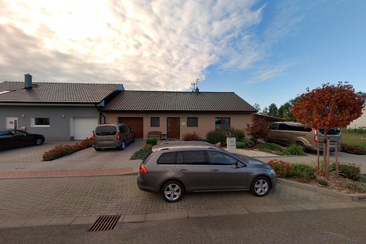 Med přímo od včelaře - Josef Frolich