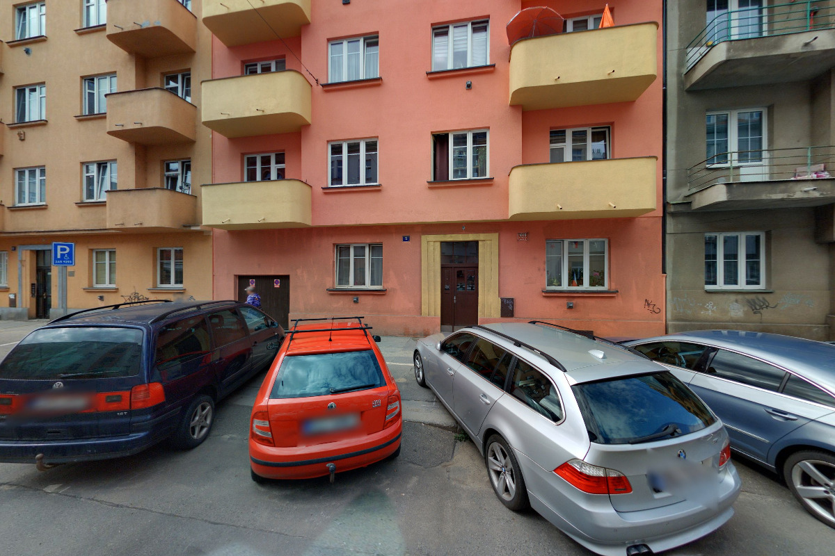 ADULT MEDI CONSULTING, s.r.o.