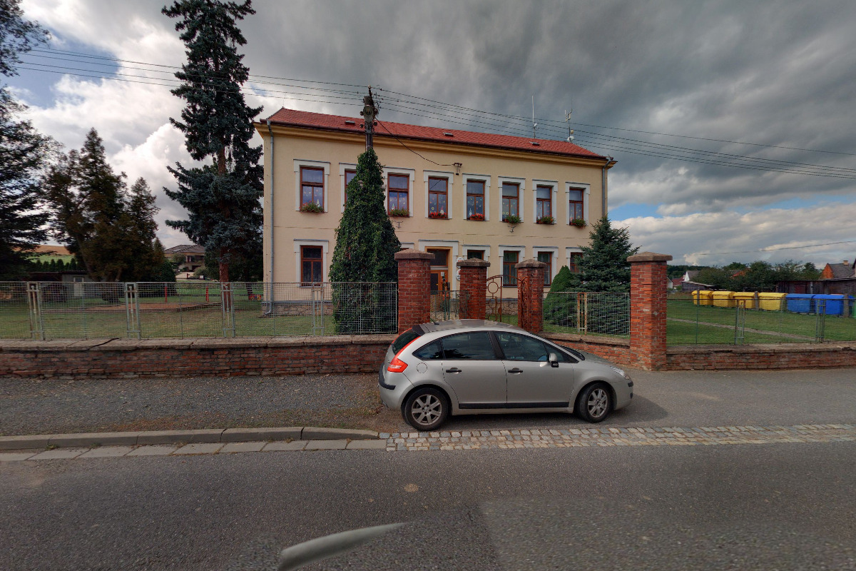 Obecní knihovna Útěchov