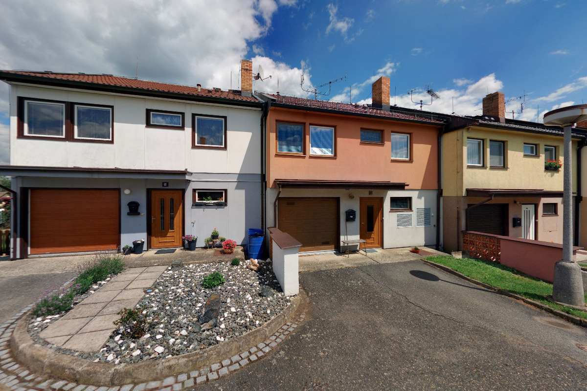 SophiaTrade CZ, s.r.o.