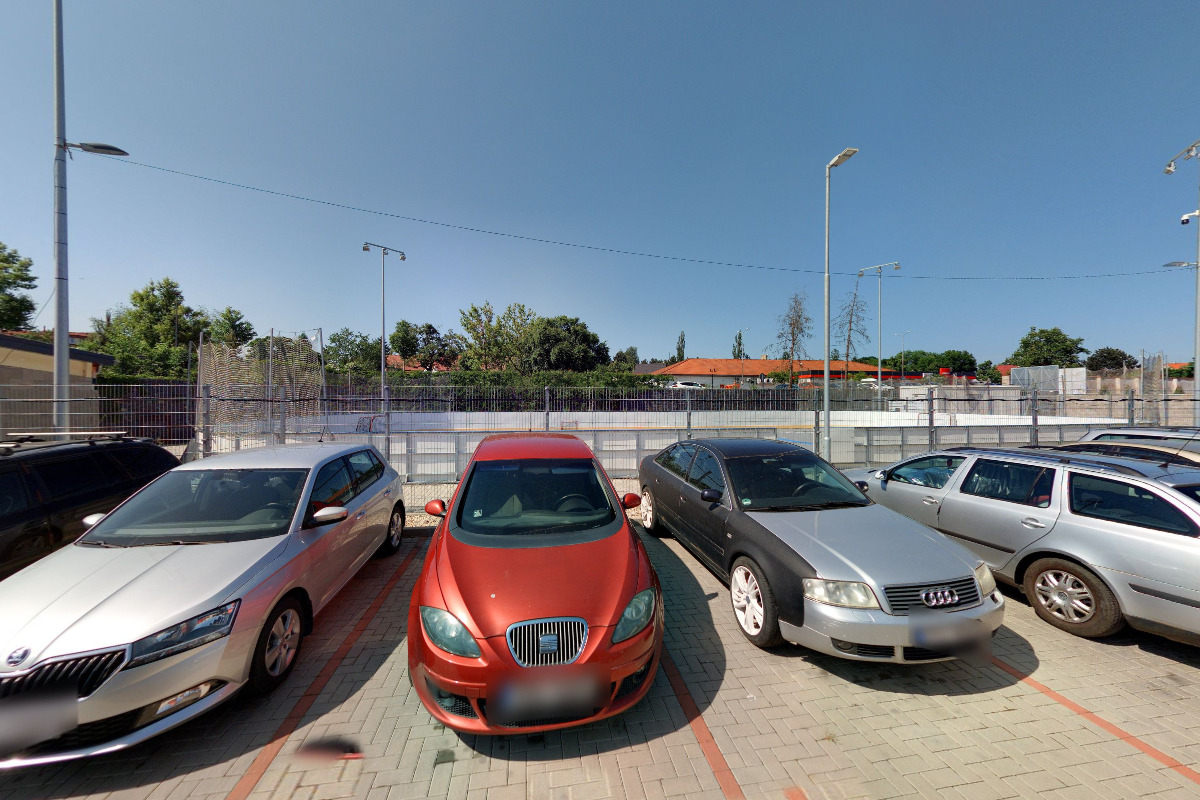 Multifunkční hřiště Zahradnická foto 5