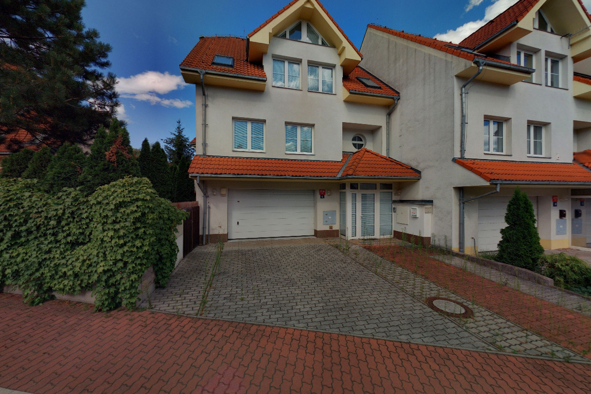 Mgr. Petr Jahoda, advokát