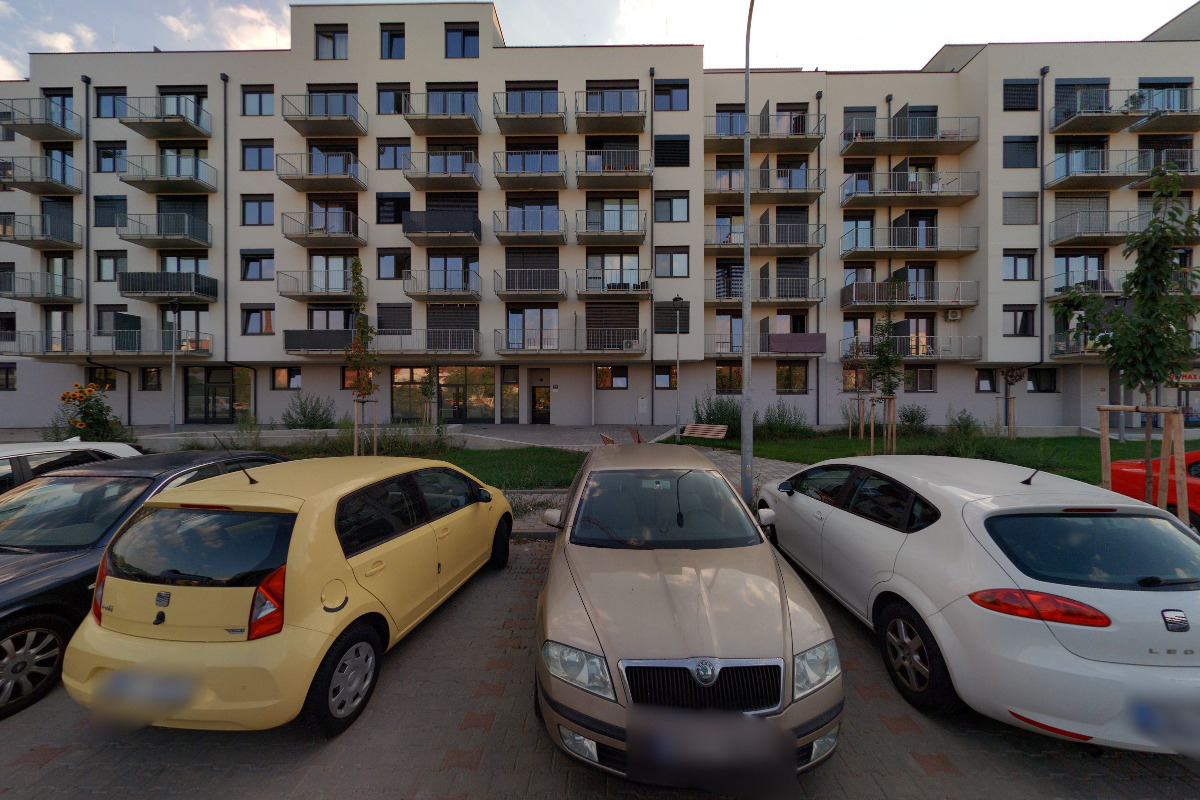 Multi Brand L&M Cosmetics