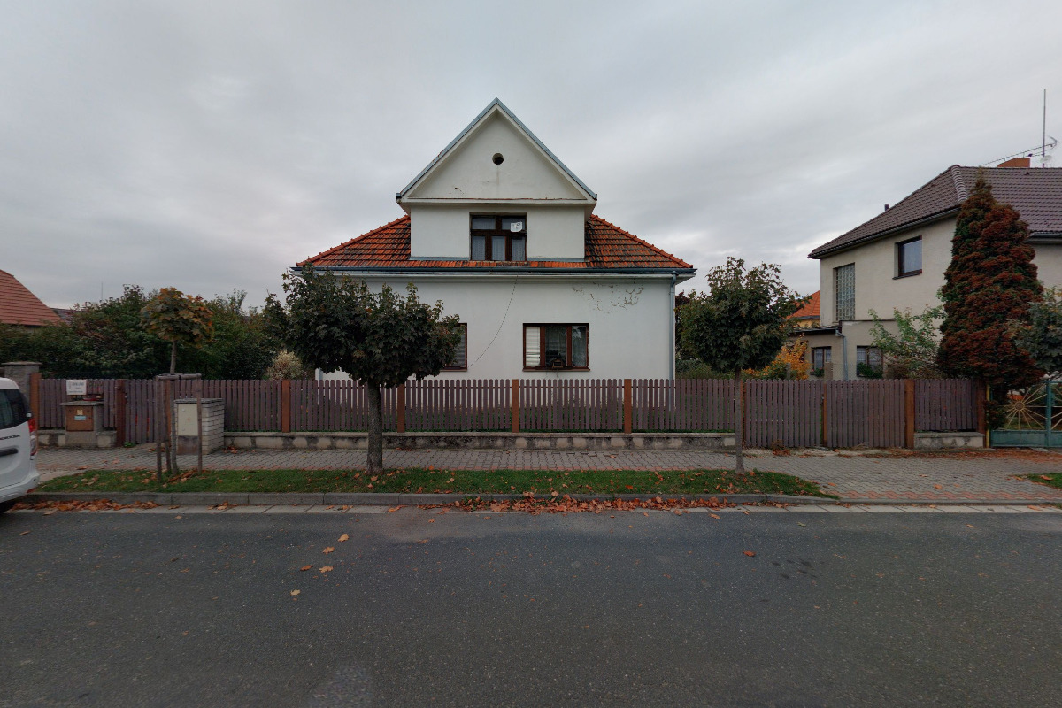 Náboženská obec Církve československé husitské v Uhlířských Janovicích