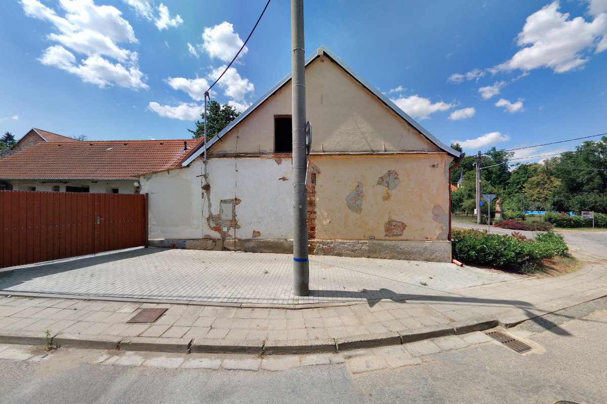 Obecní knihovna Miroslavské Knínice foto 3