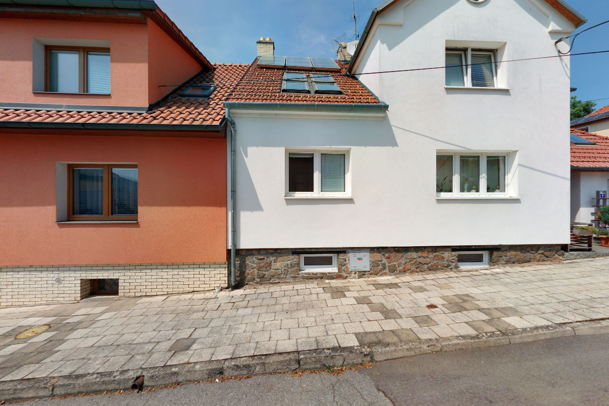 Mgr. Rita Škvařilová